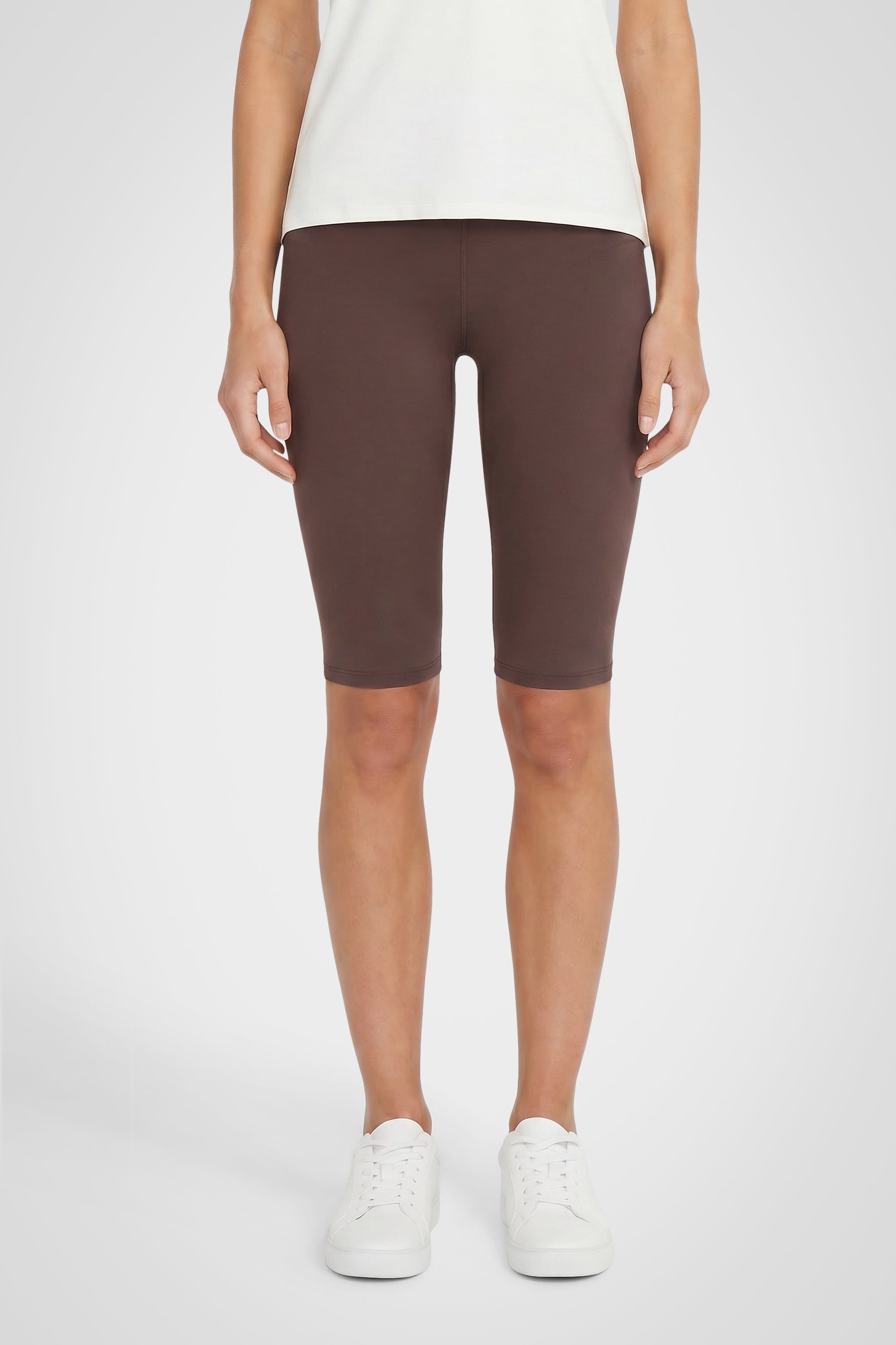 Elevara Capri