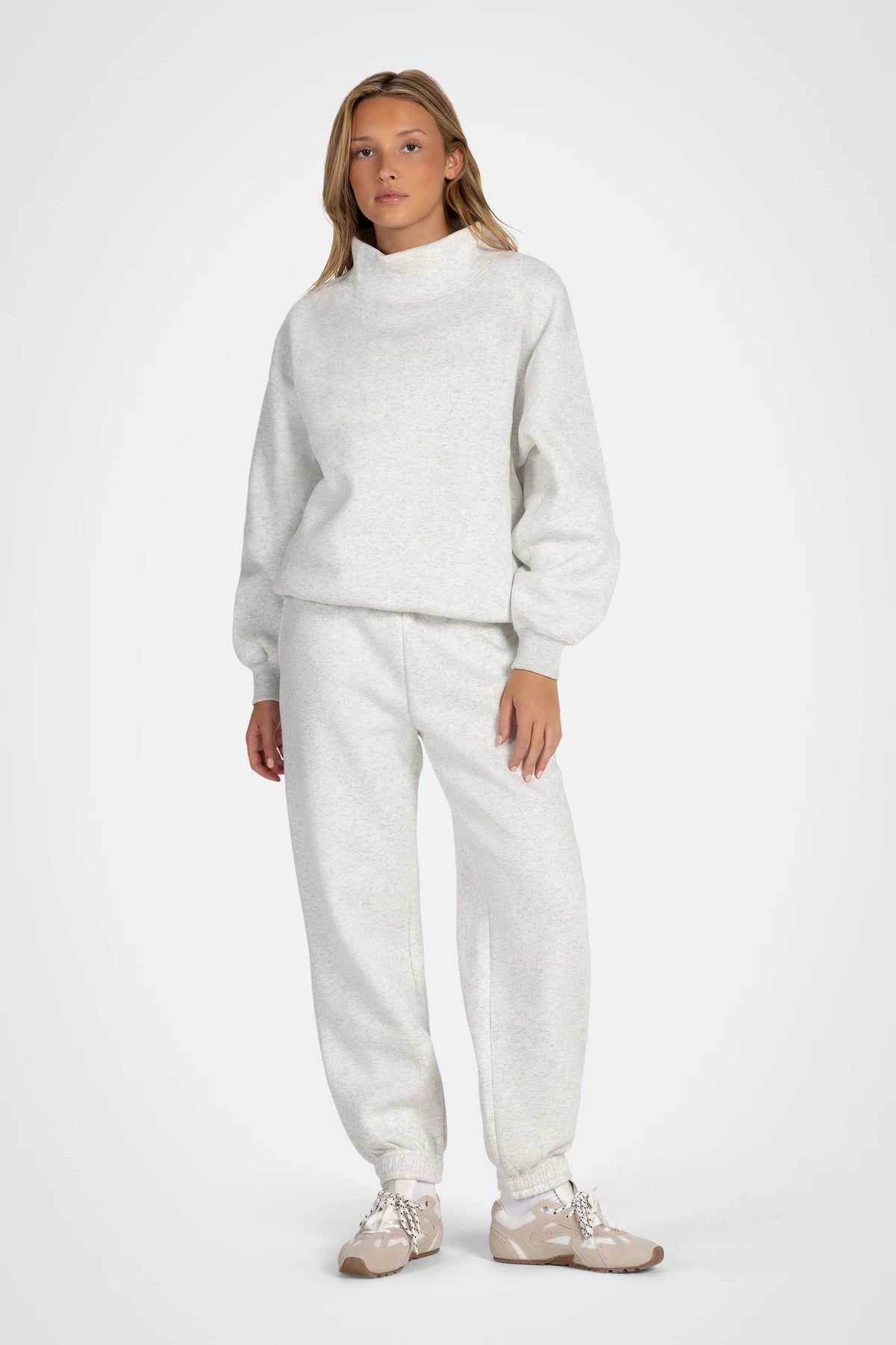Fleece Jogger with Drawstring – 28”