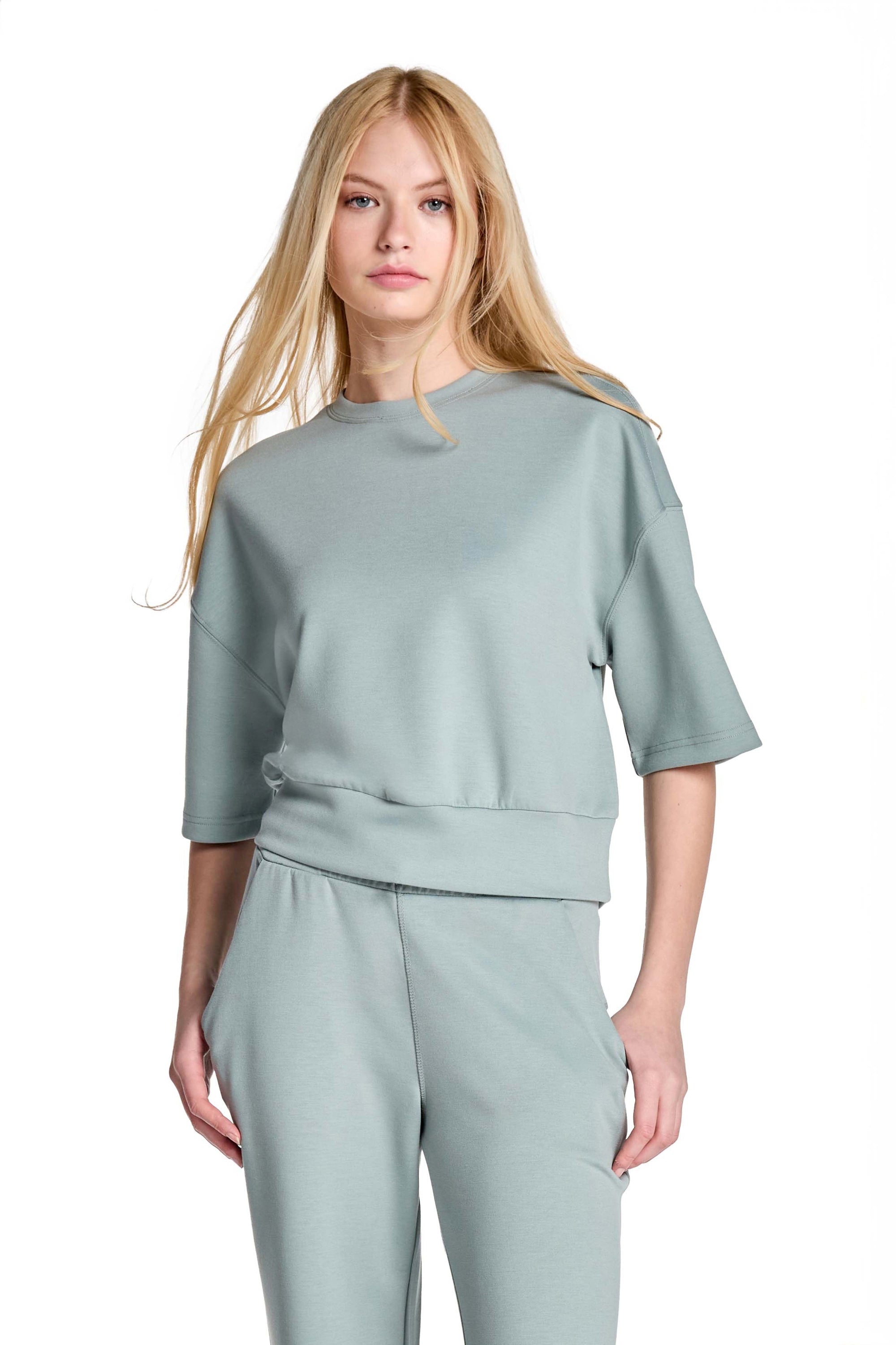 Haut à manches courtes Escape