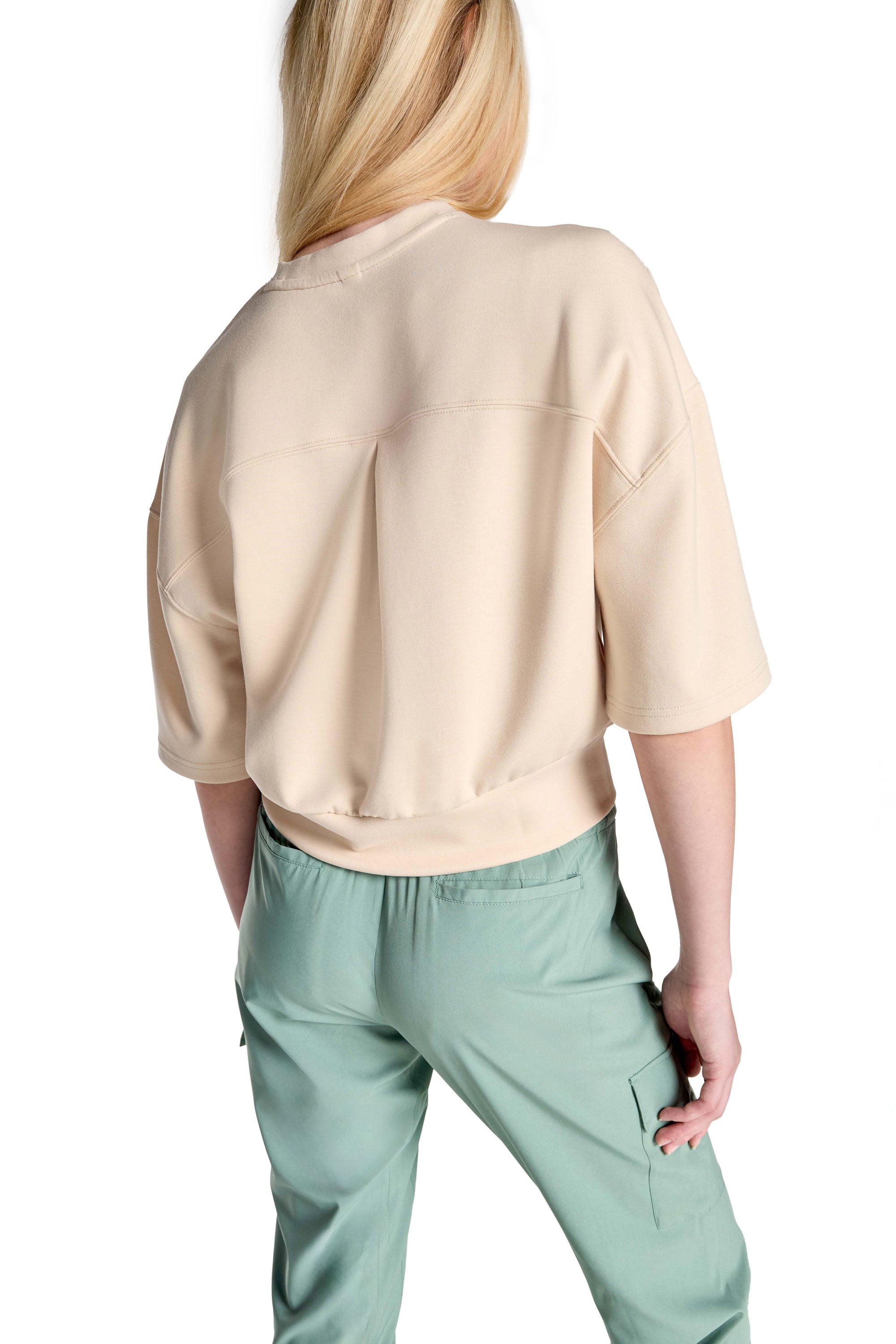 Haut à manches courtes Escape