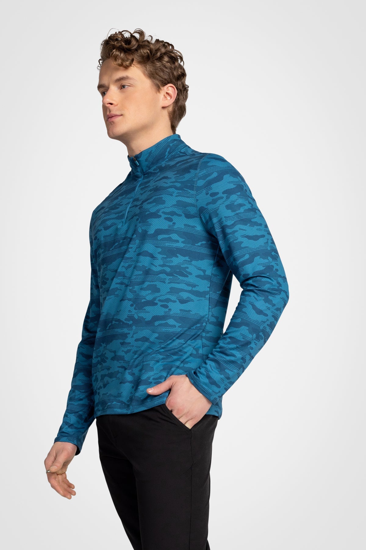 Horizon Performance Pullover