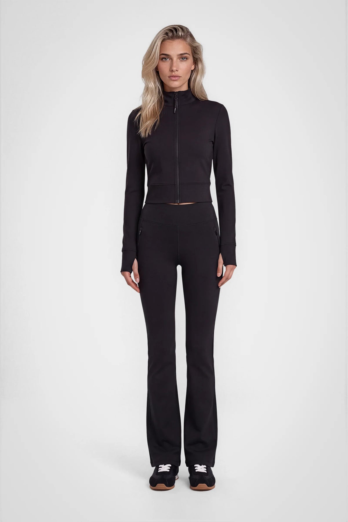 Veyra Hybrid Performance Pant