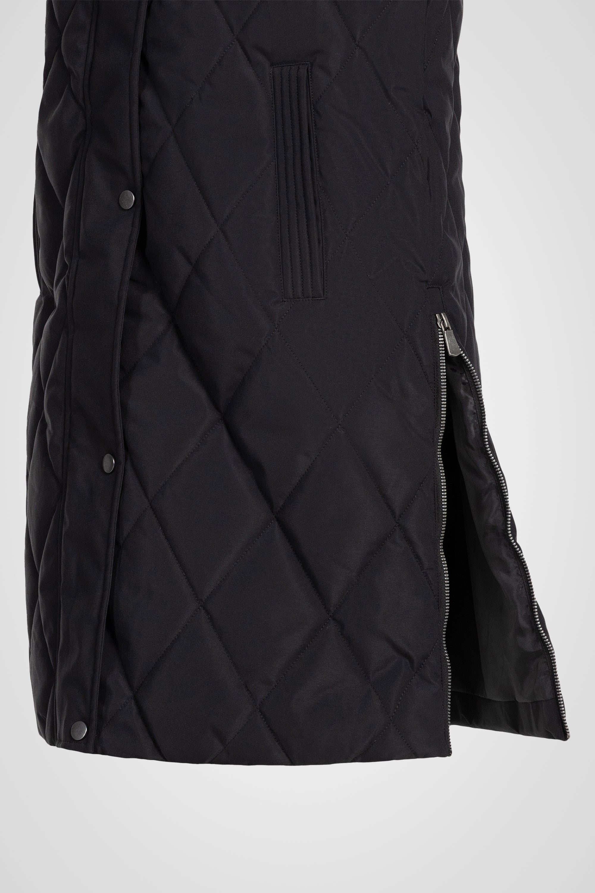Diamond Long Puffer Vest