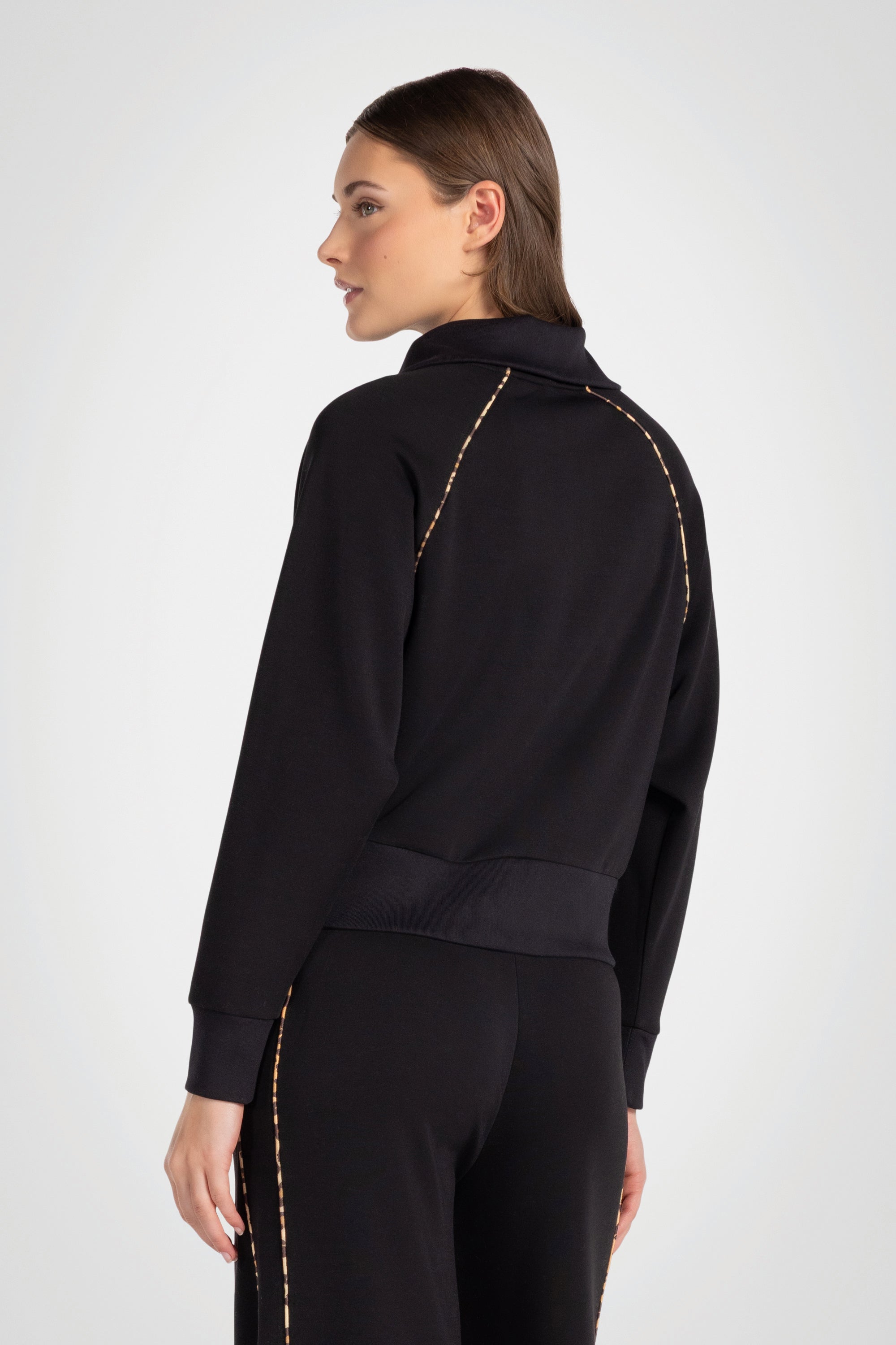 Wildline Track Jacket