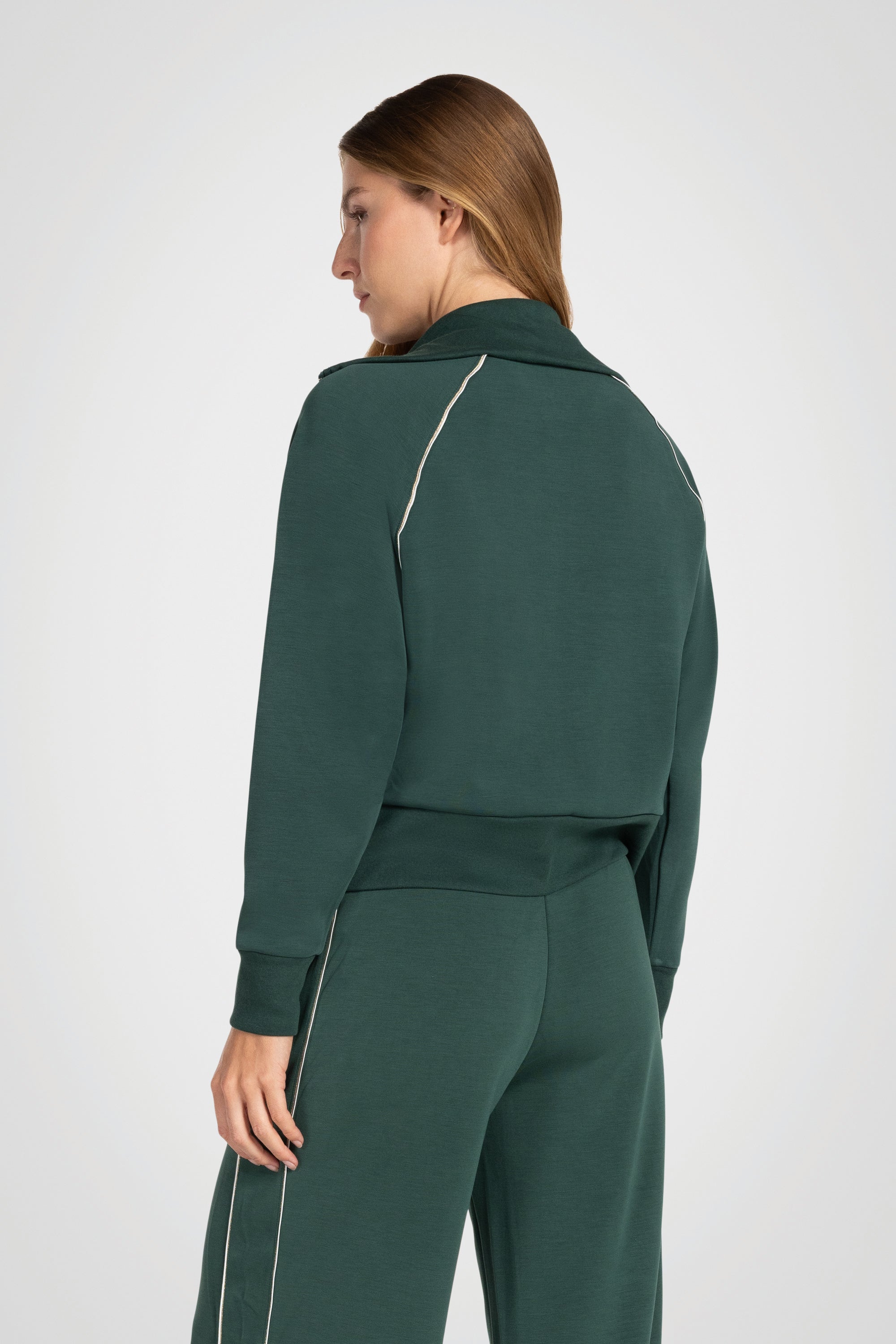 Wildline Track Jacket