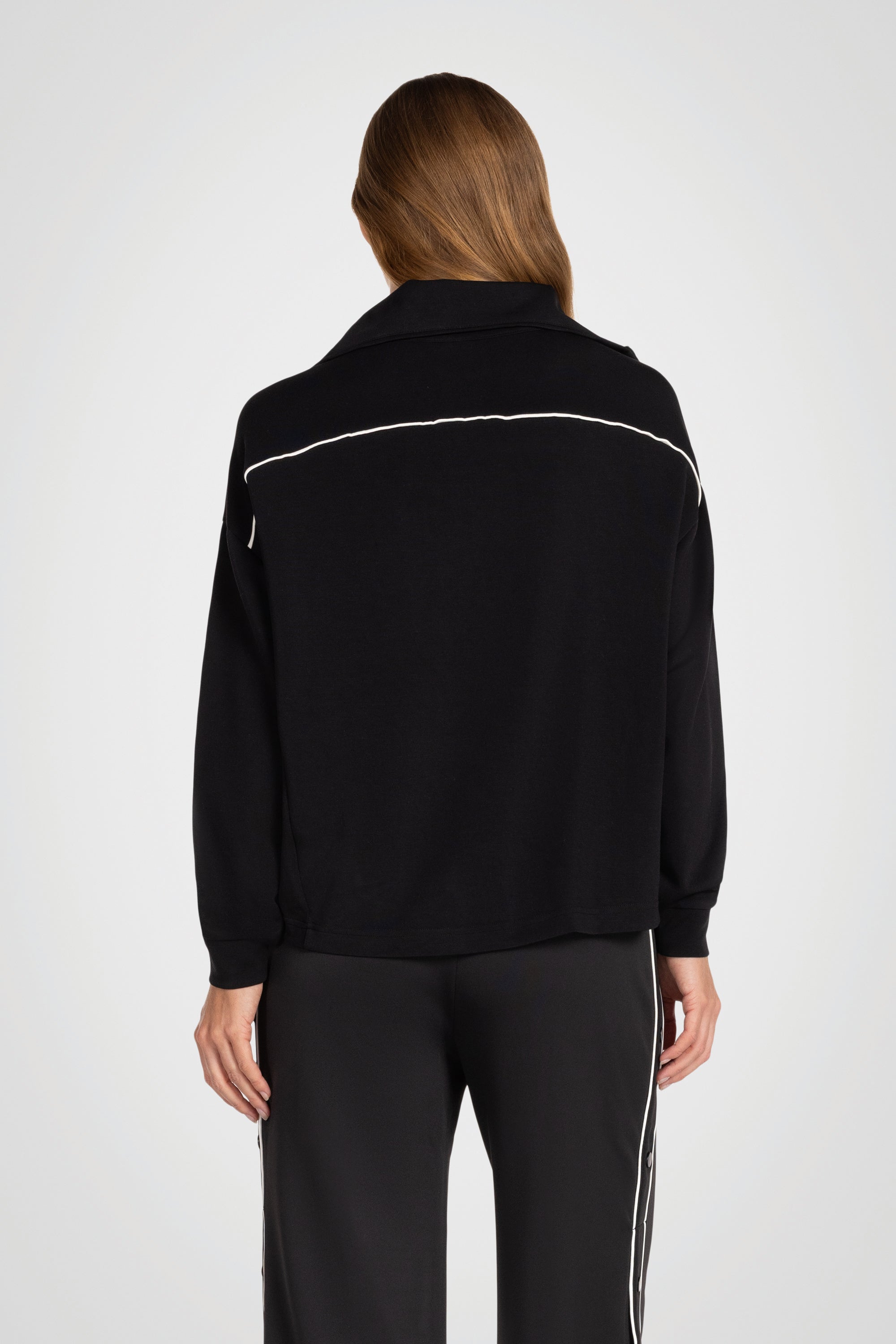 Modara Wide Collar Pullover