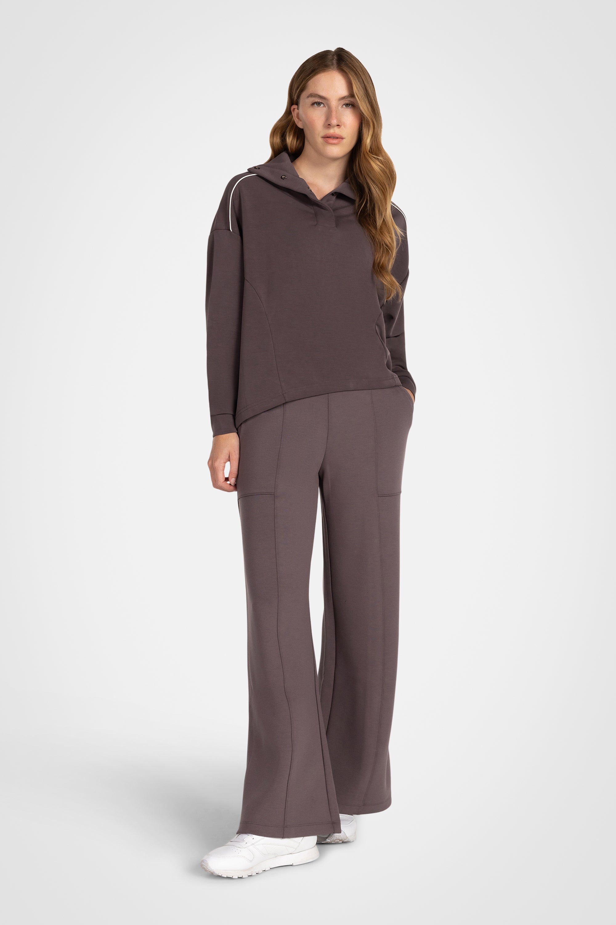 Modara Wide Collar Pullover