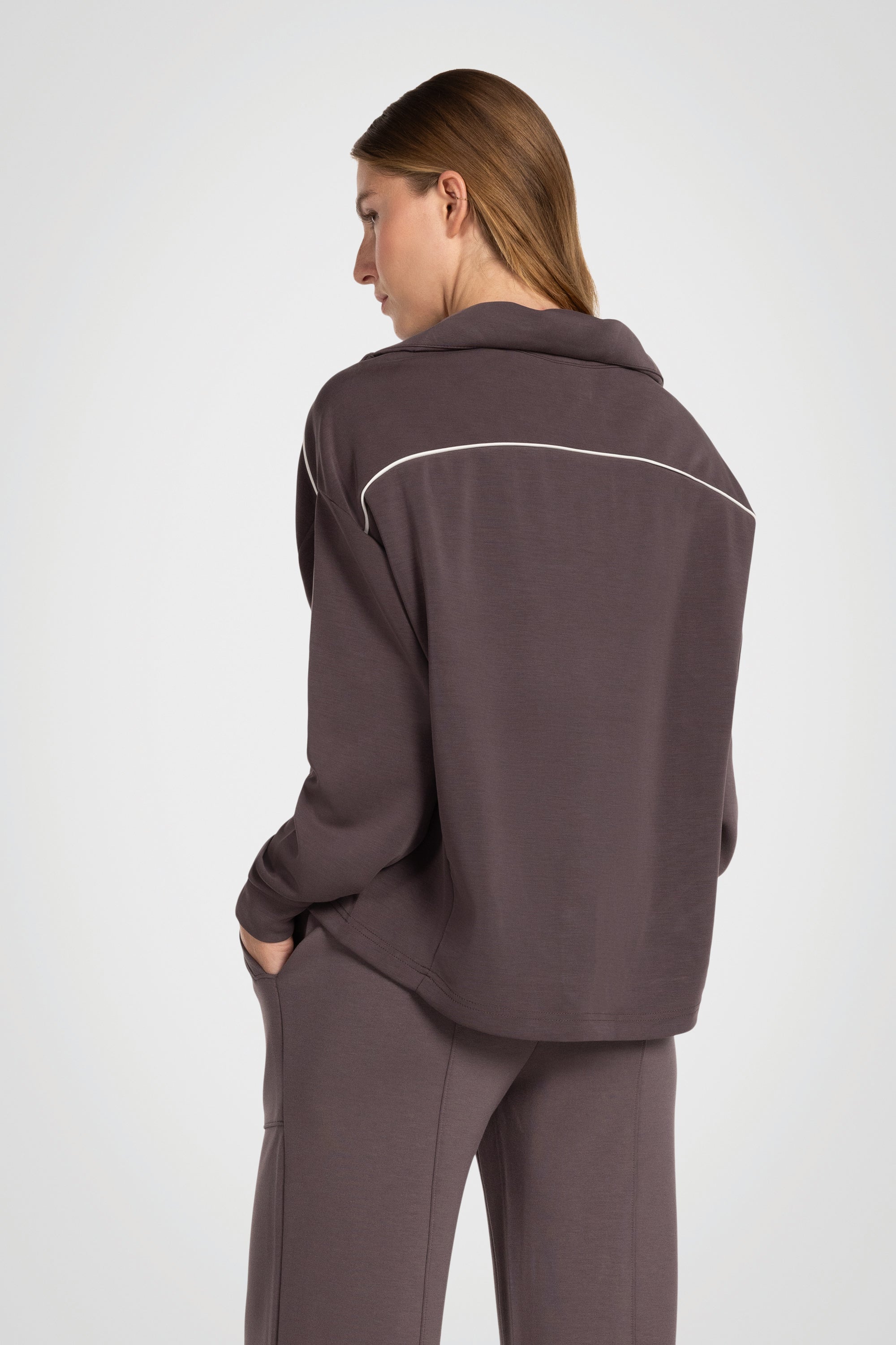 Modara Wide Collar Pullover