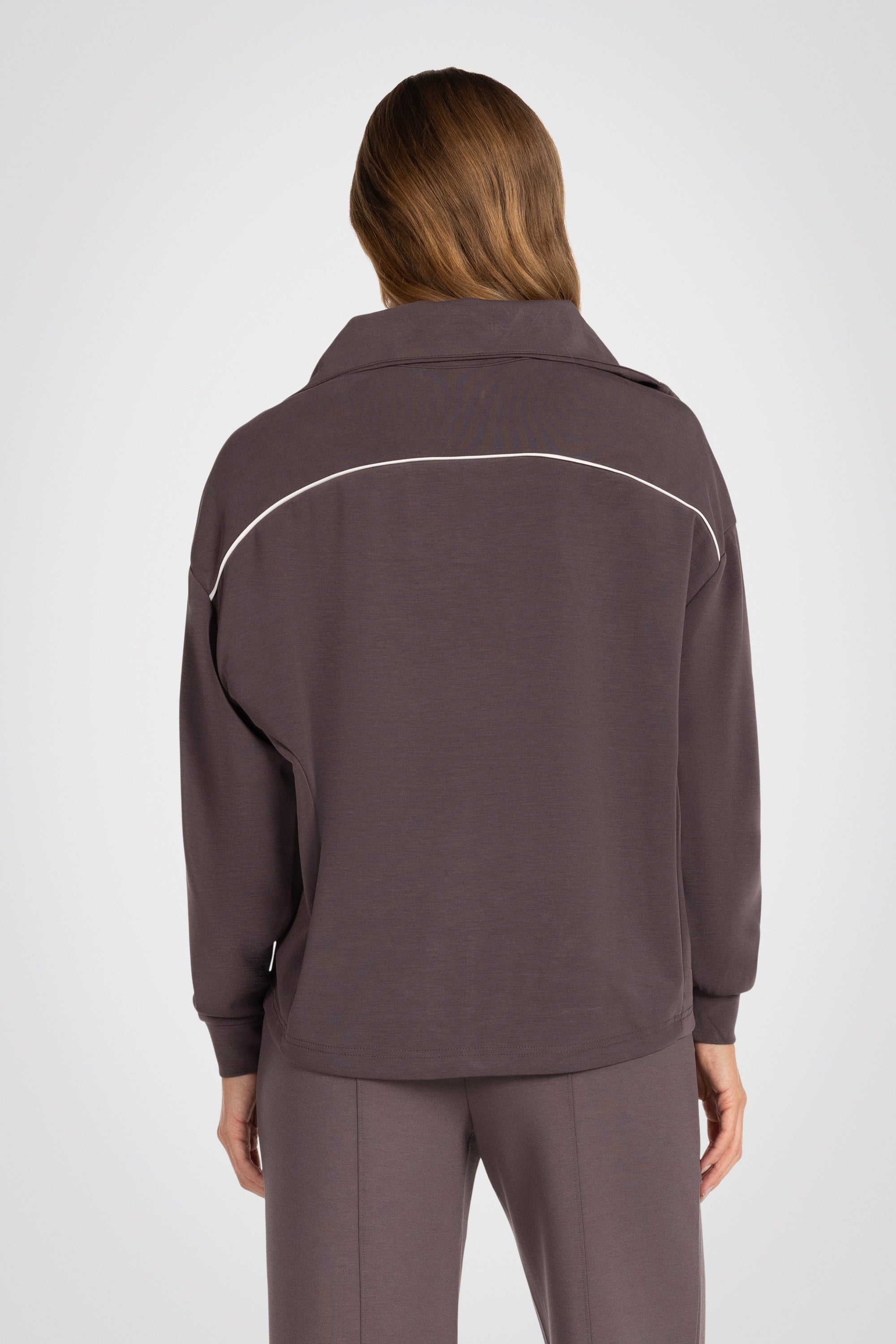Modara Wide Collar Pullover