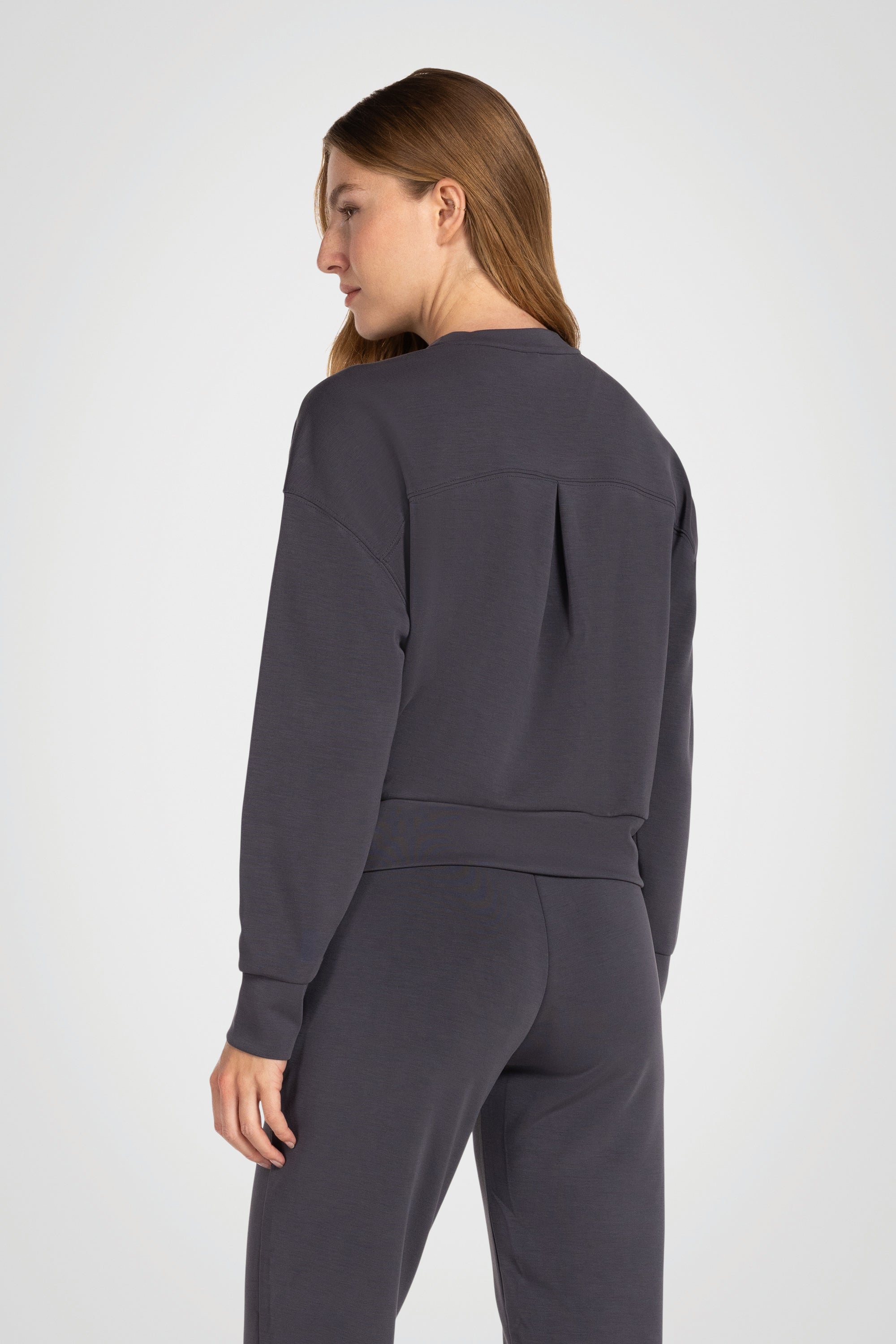 Pull ras du cou en modal Riverset