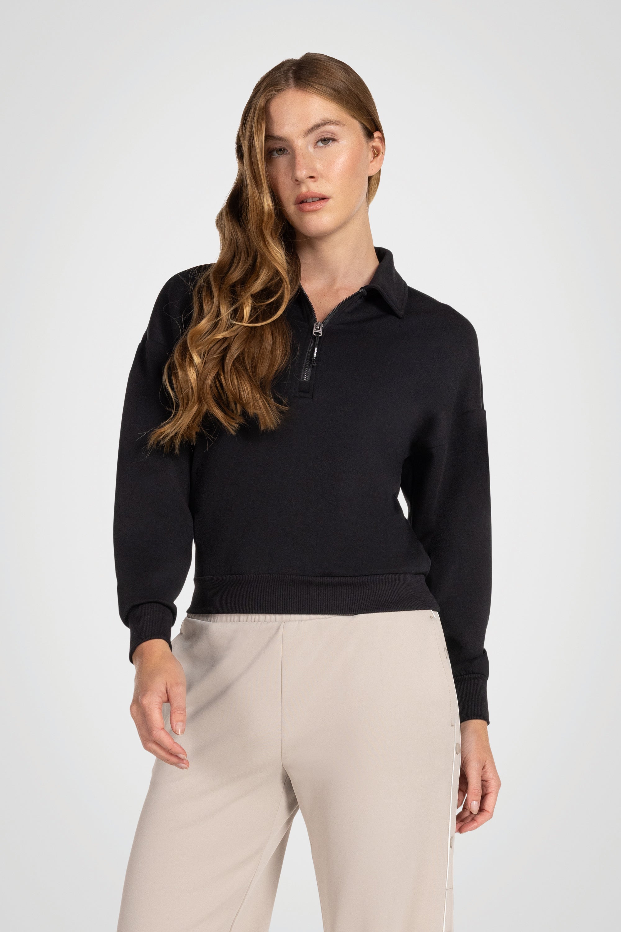 Riviera Cropped Zip Collar Top