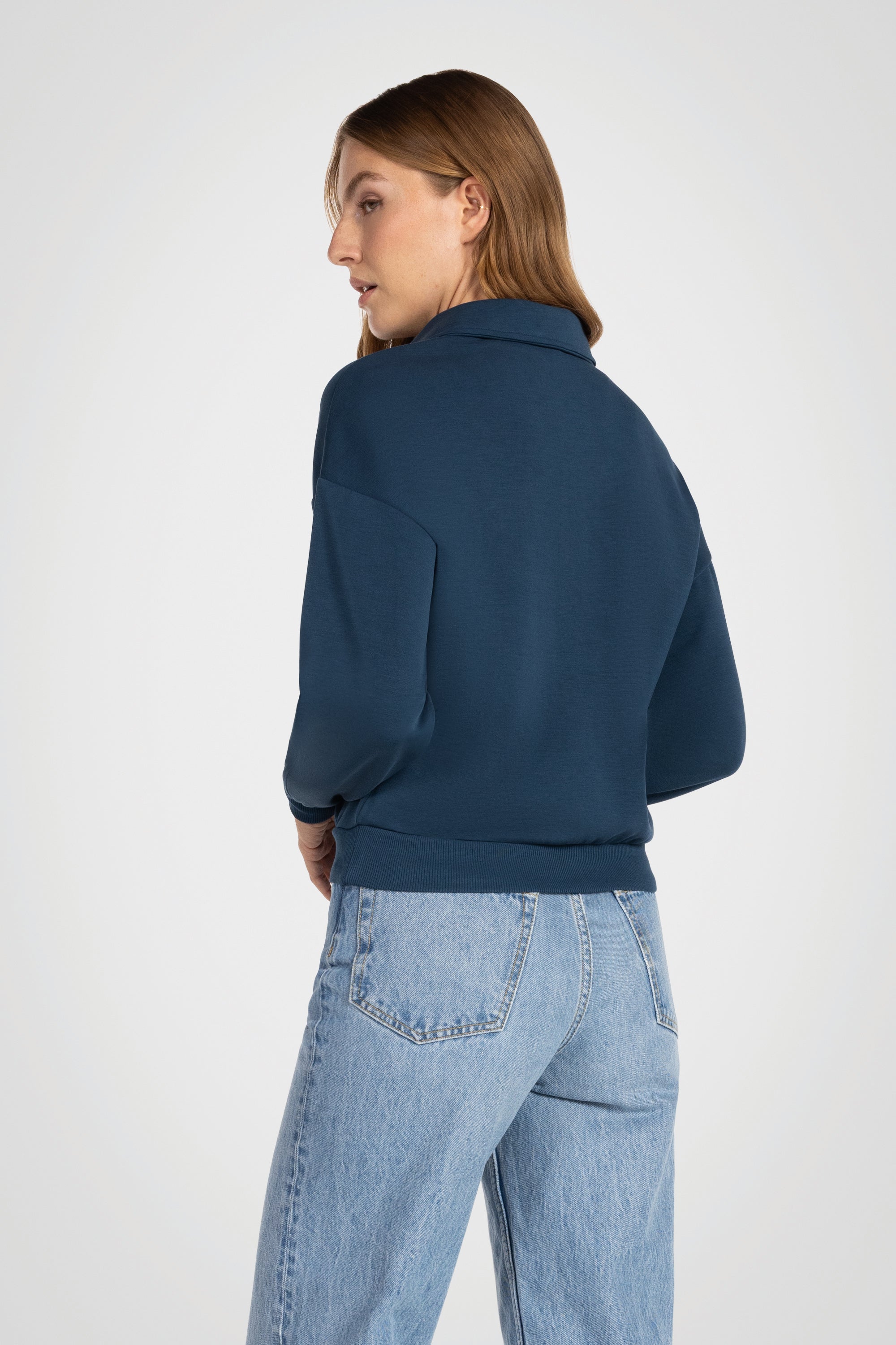 Riviera Cropped Zip Collar Top