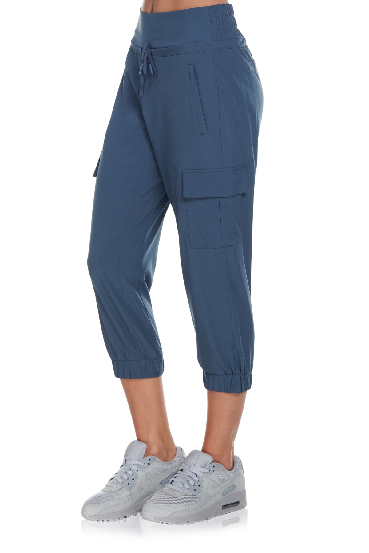 Jogging cargo court tissé