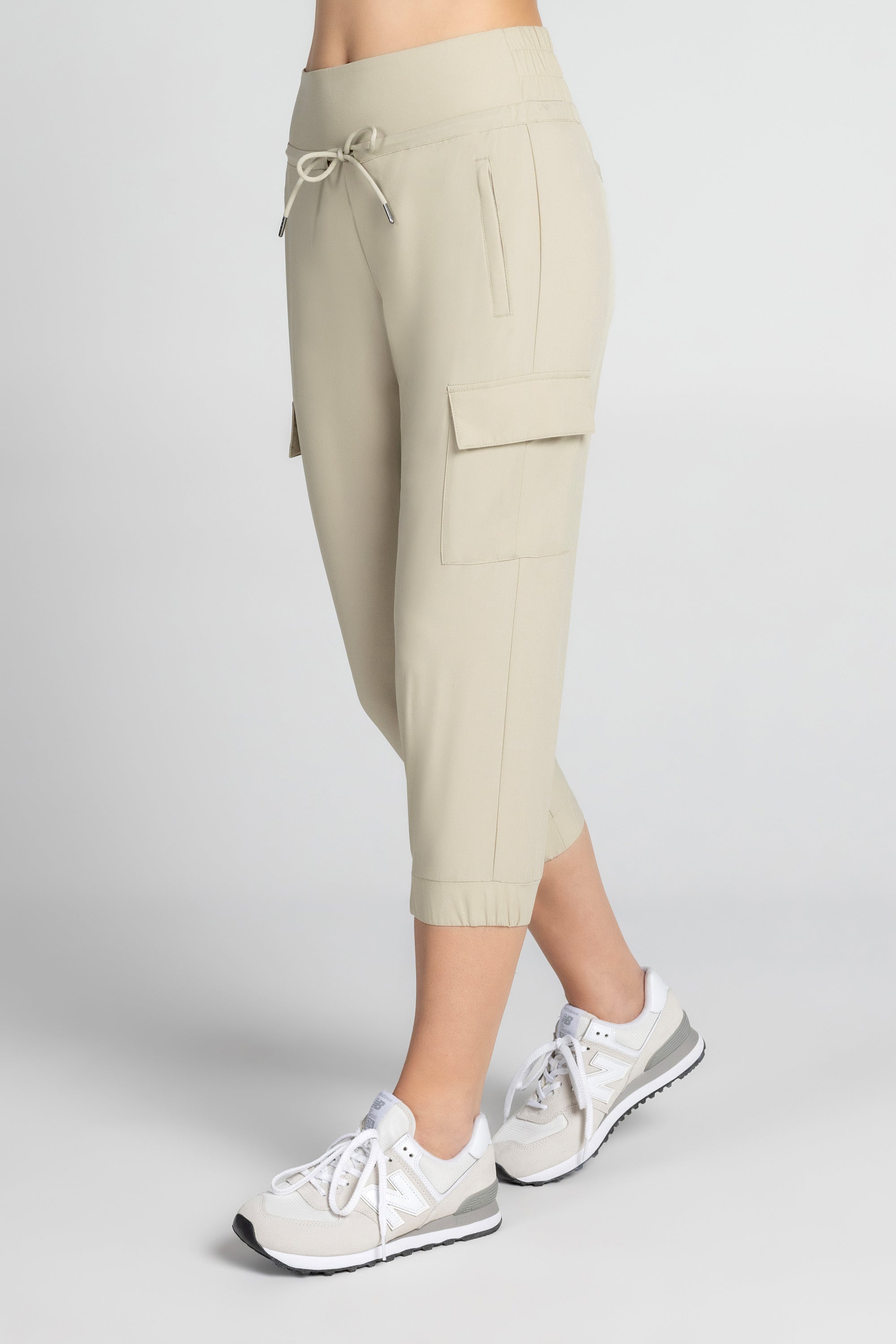 Cargo Woven Crop Jogger