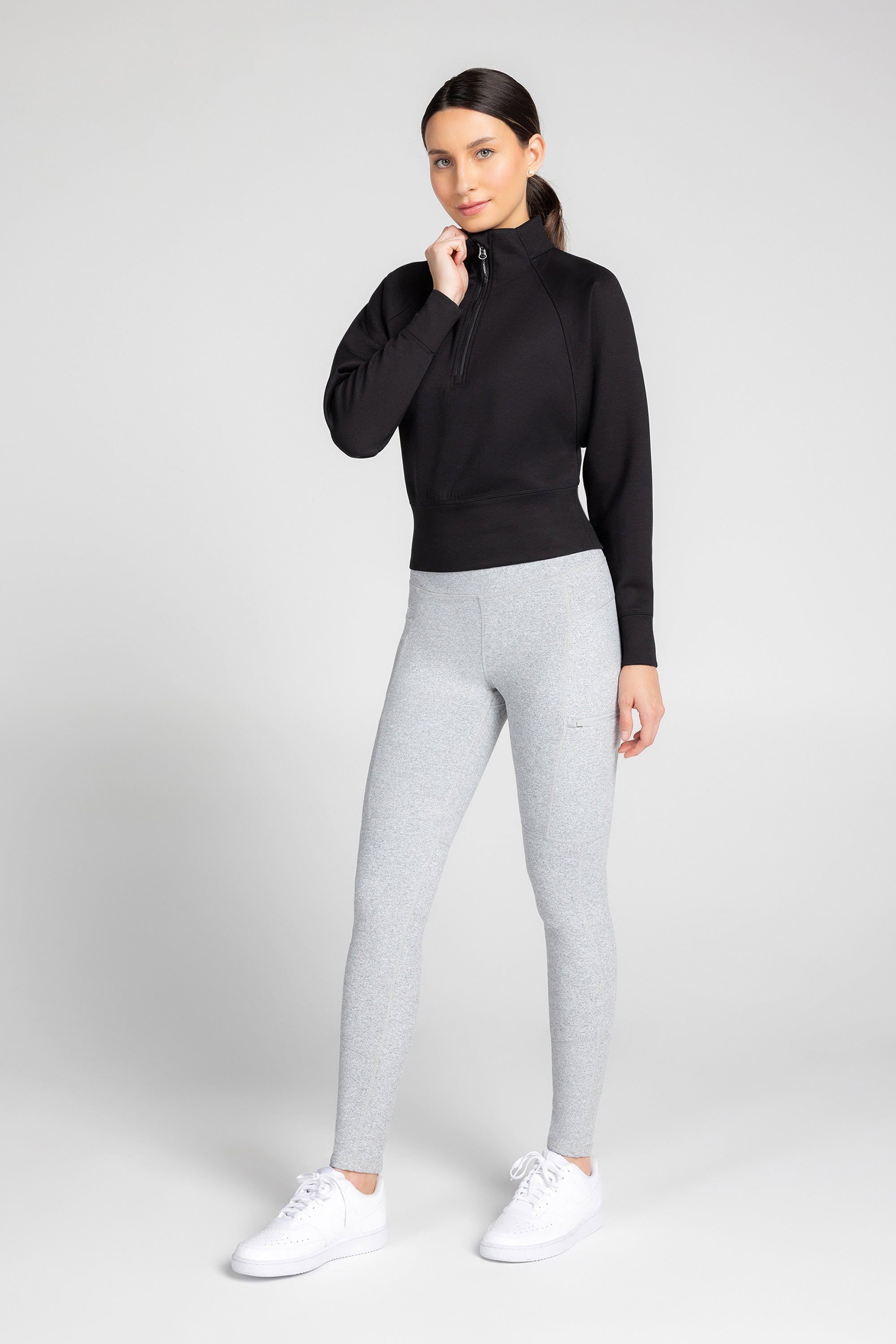 Lorelai Sweat-shirt à col montant et demi-zip