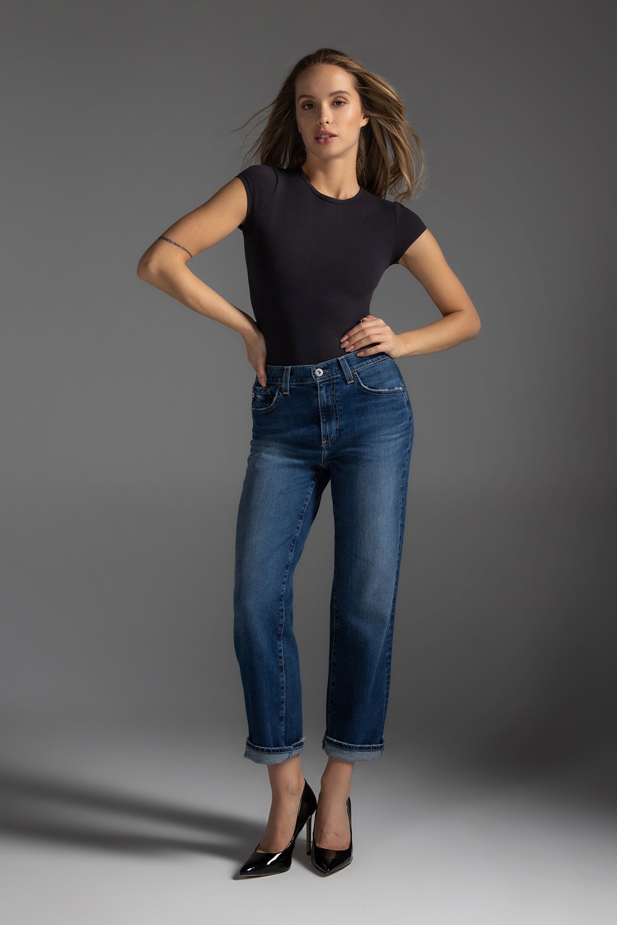 Victoria Short Sleeve Crew Neck Bodysuit