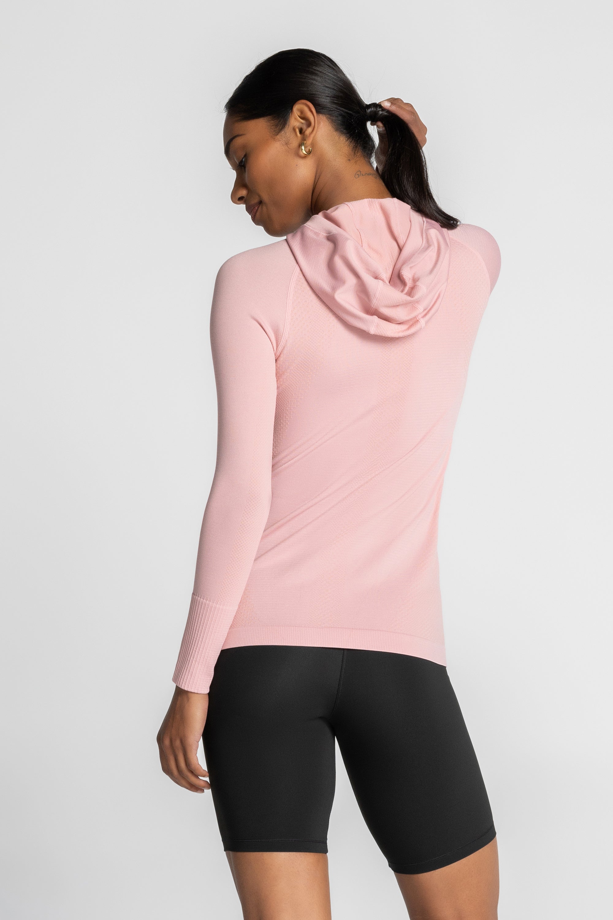 Haut de performance FlexBlend sans couture à capuche