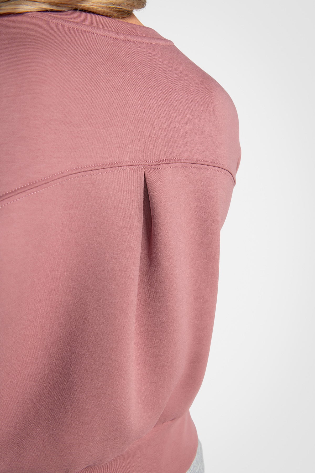 Haut à manches courtes Escape