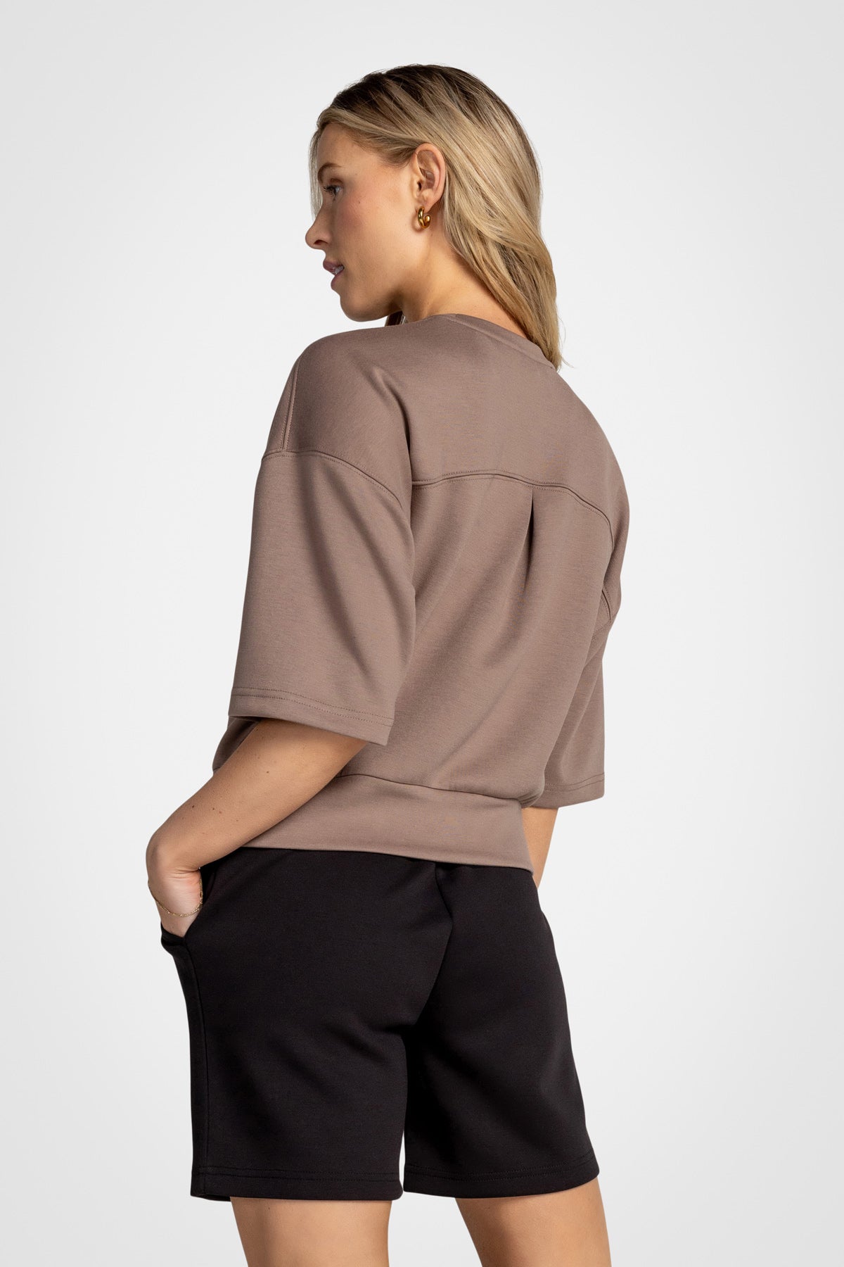 Haut à manches courtes Escape