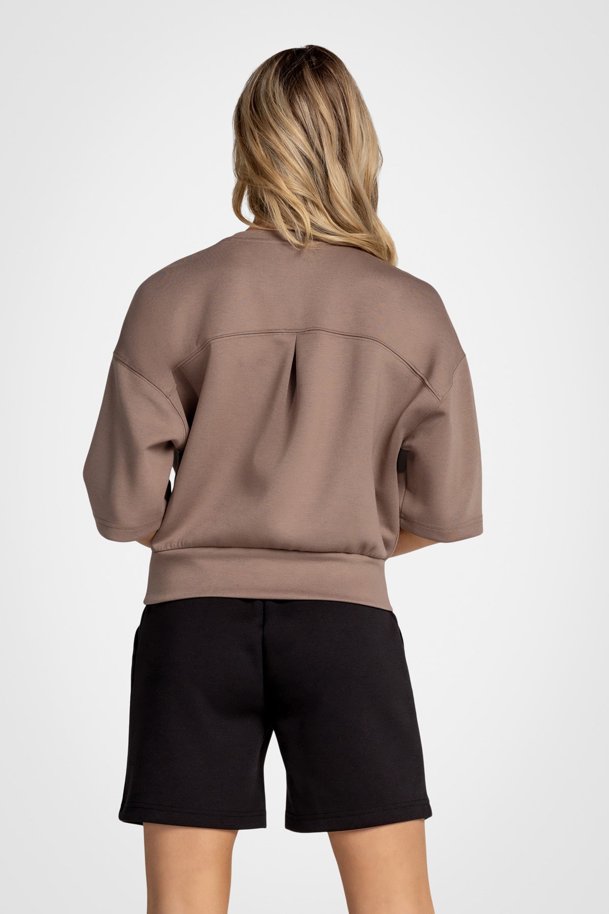 Haut à manches courtes Escape