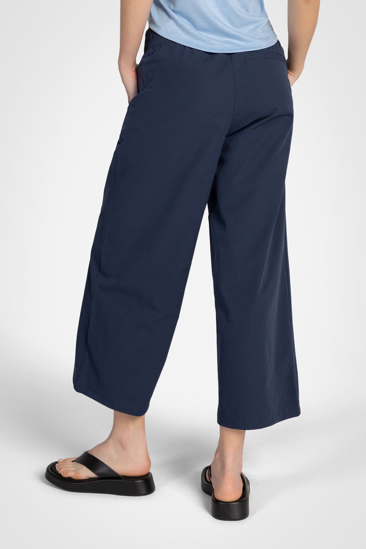 Seersucker Wide Crop Pant