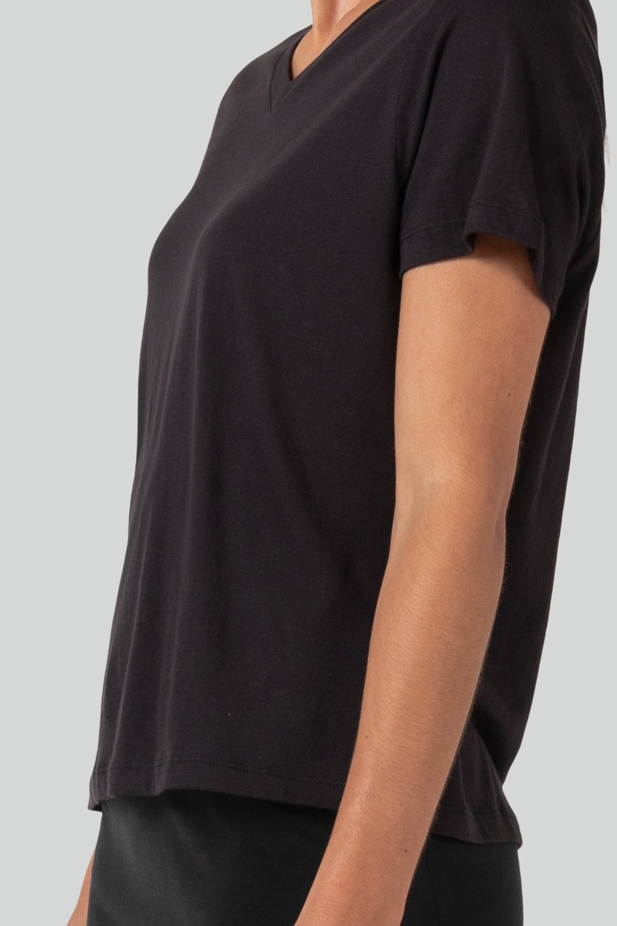 T-shirt Bliss à col en V et manches courtes