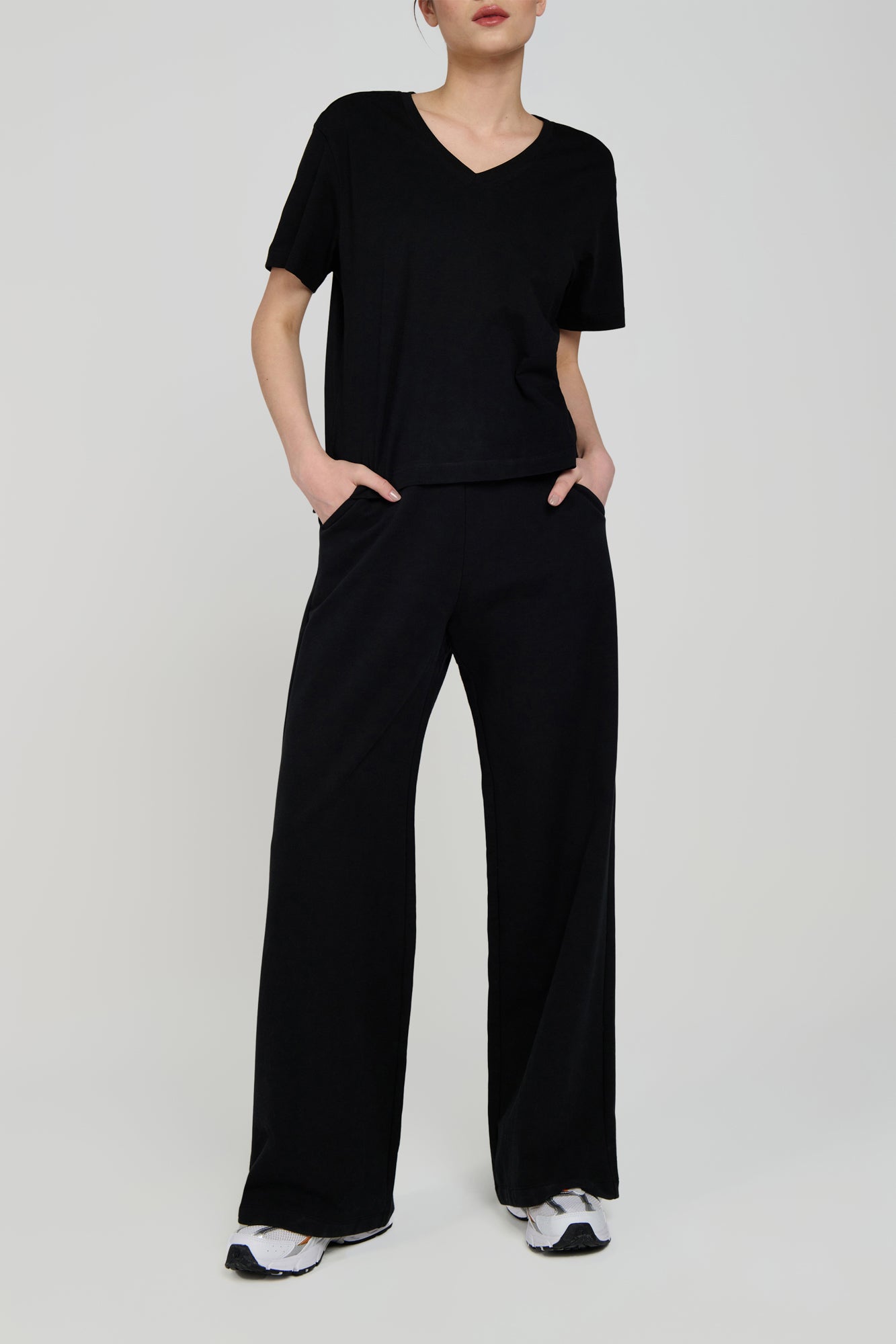 T-shirt à col en V Bliss