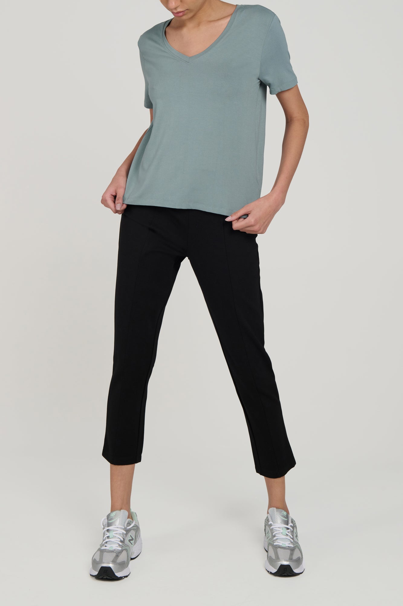 T-shirt à col en V Bliss