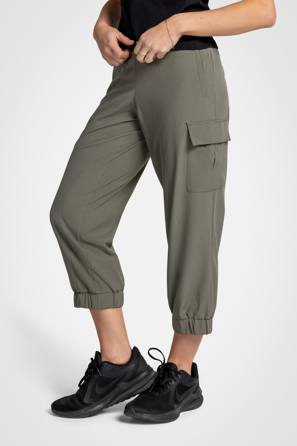 Cargo Woven Crop Jogger