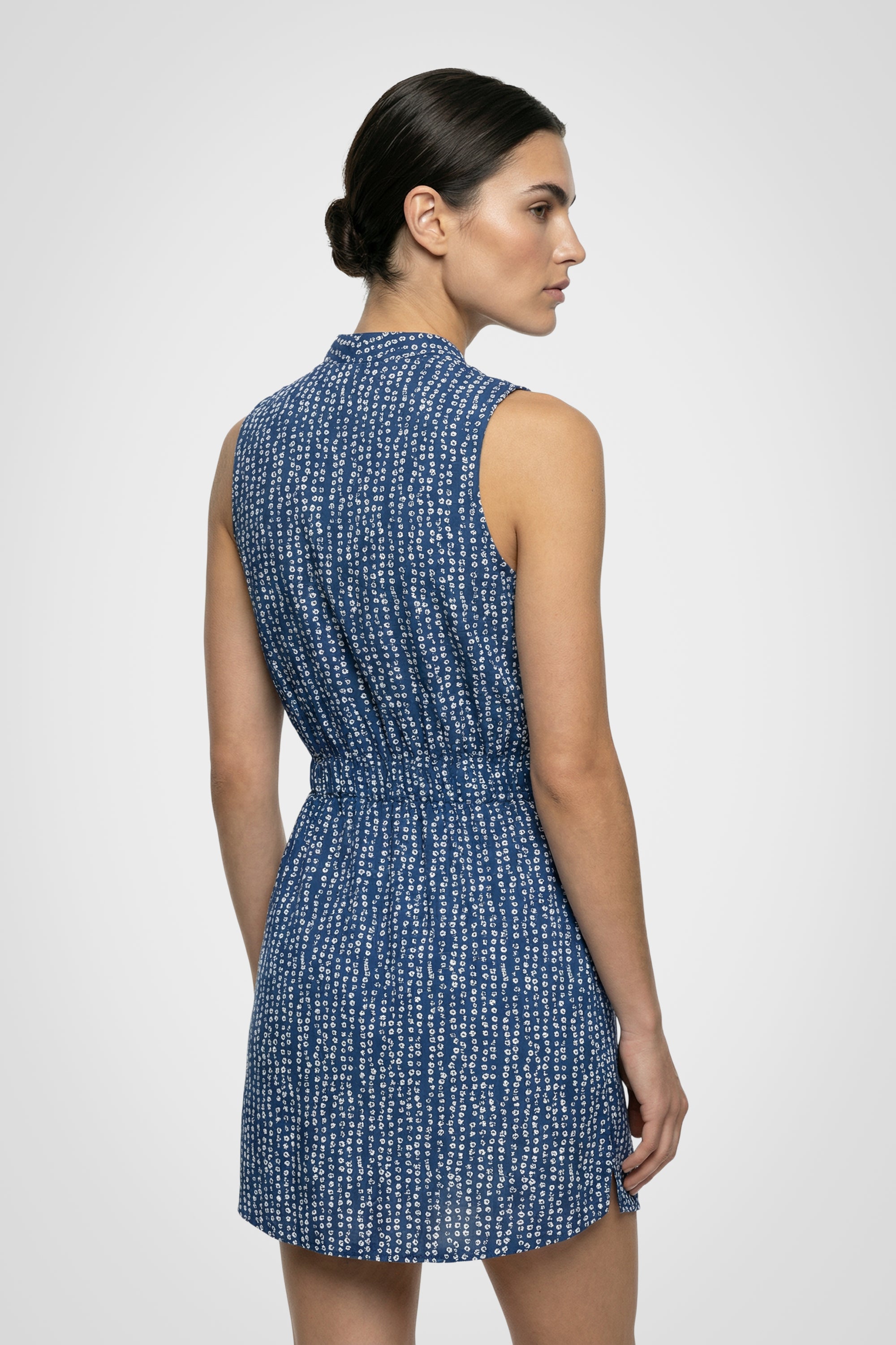 CourseFlow Motion Sleeveless Dress
