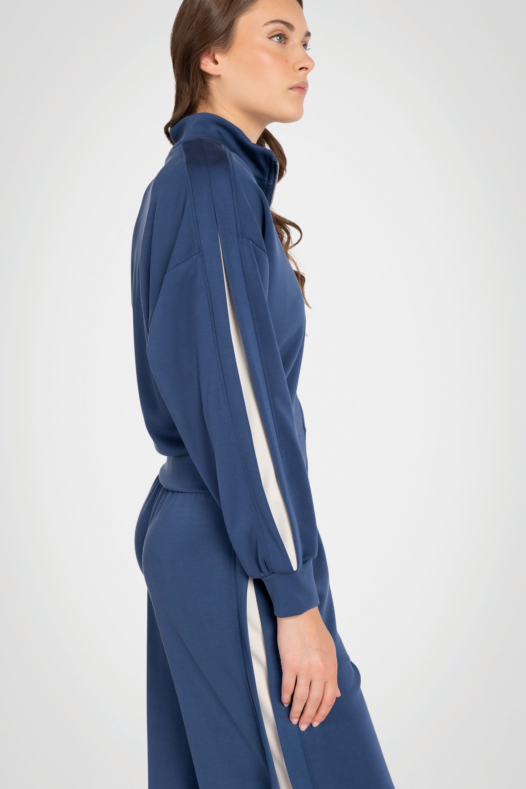 Softline Mock Neck Jacket