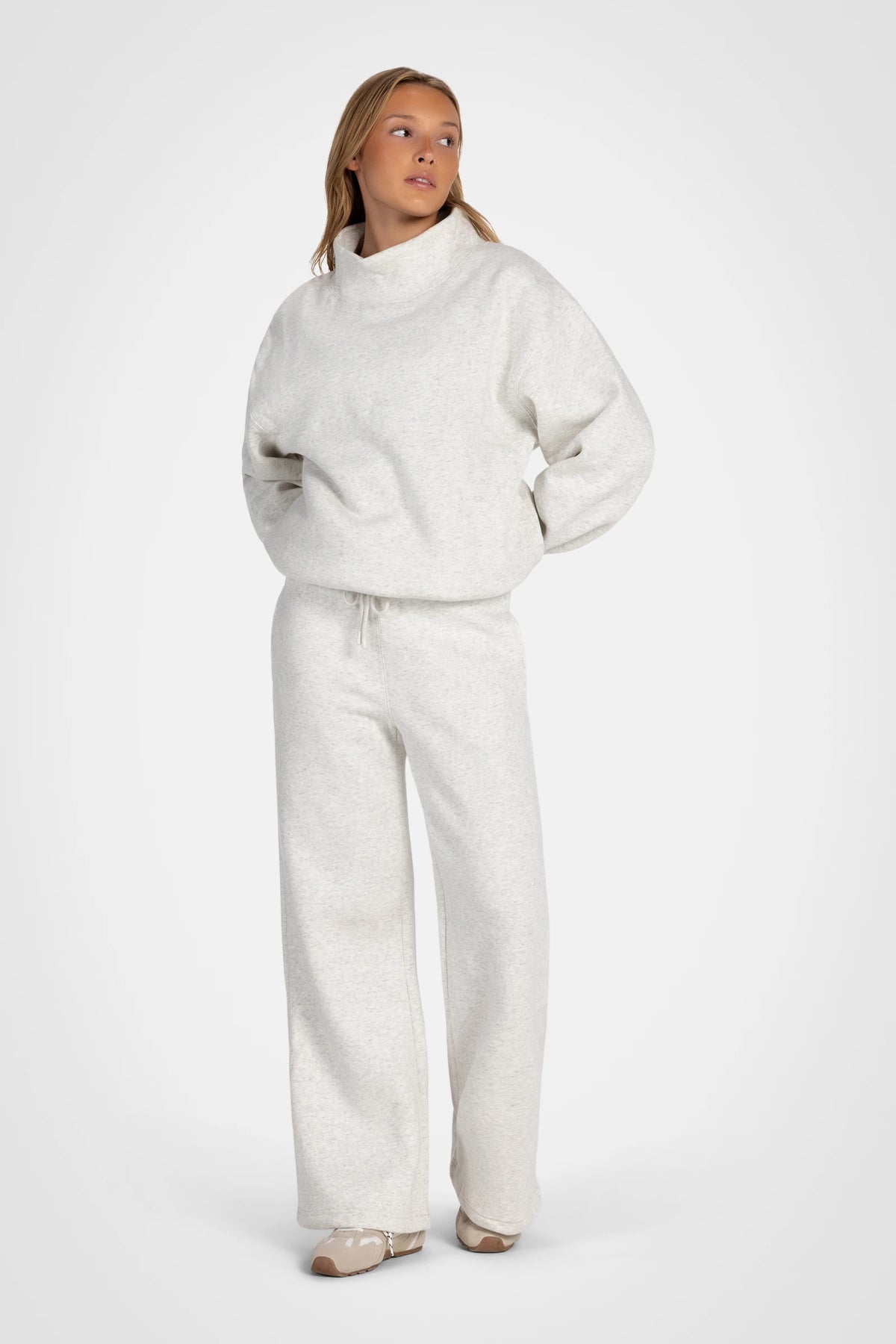 Cloudrest Wide-Leg Fleece Pants
