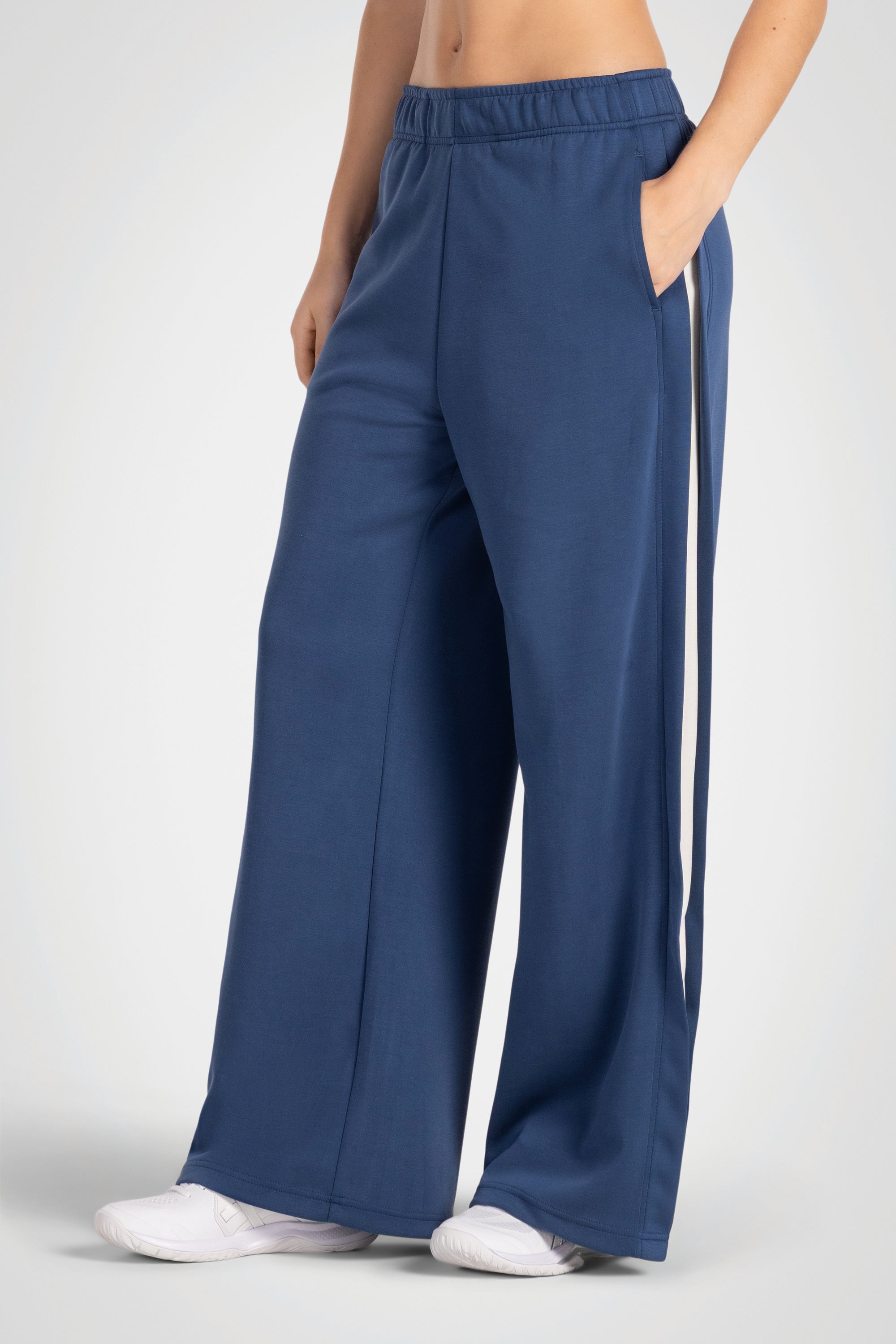 Softline Luxe Wide Leg Pant