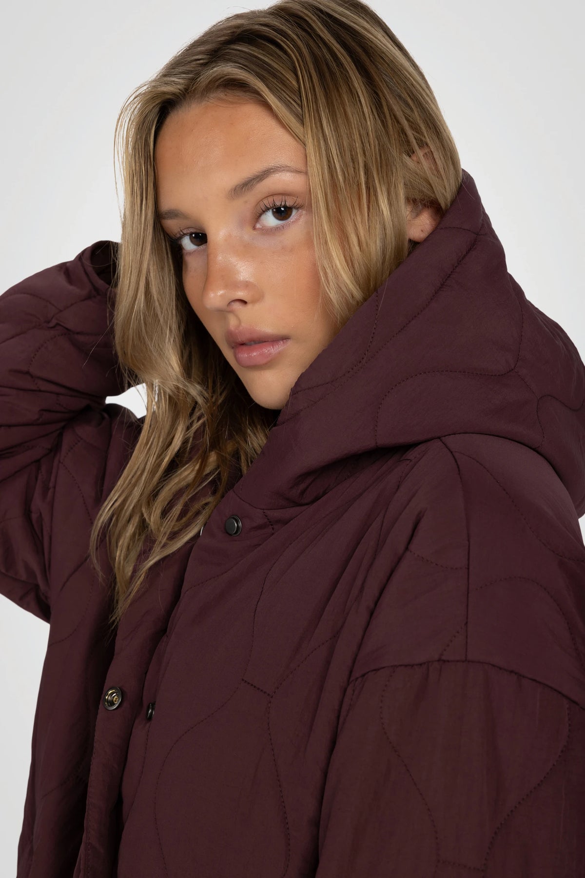 Avelune Hi-Low Quilted Hooded Jacket