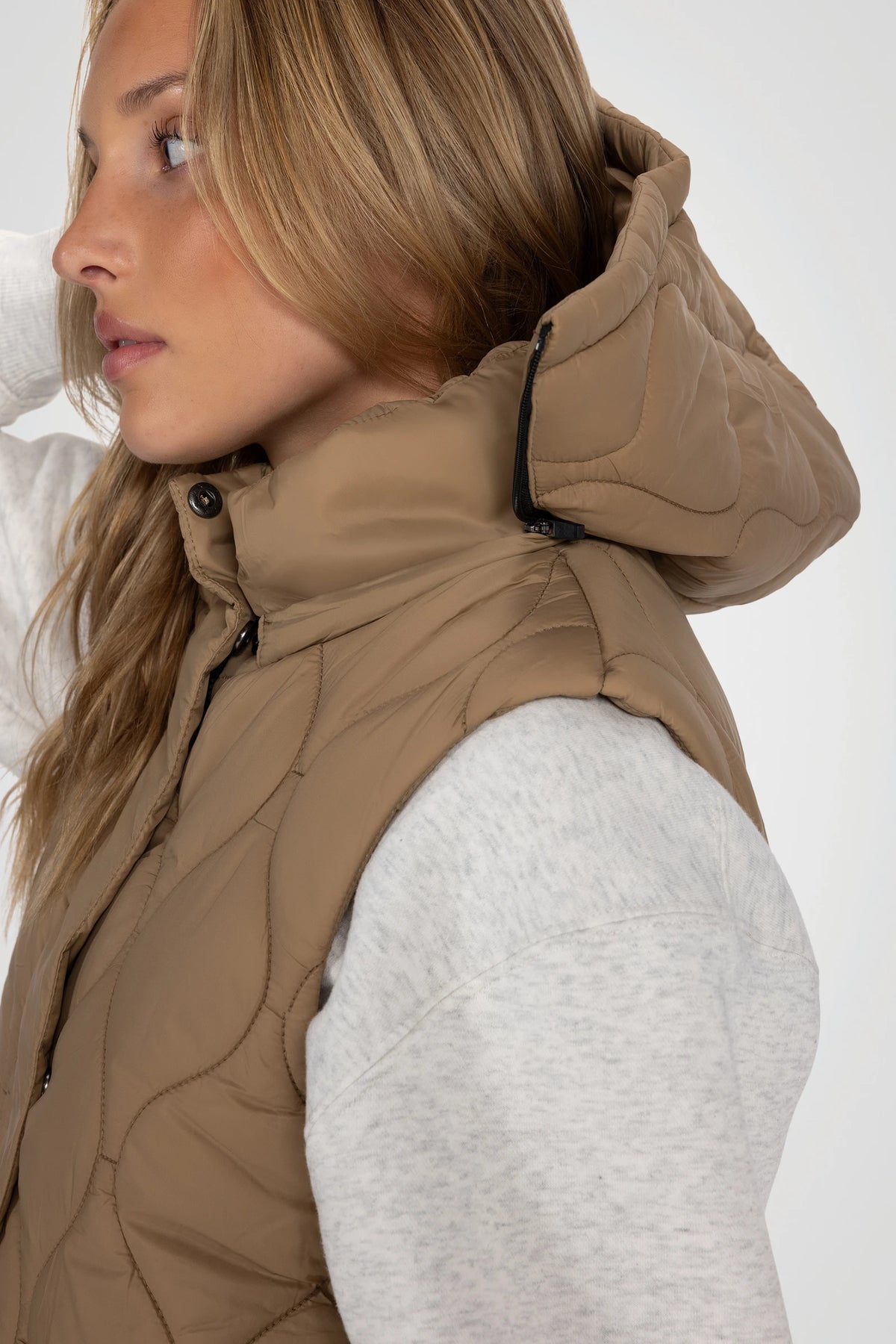 Vallune Long Quilted Hooded Vest