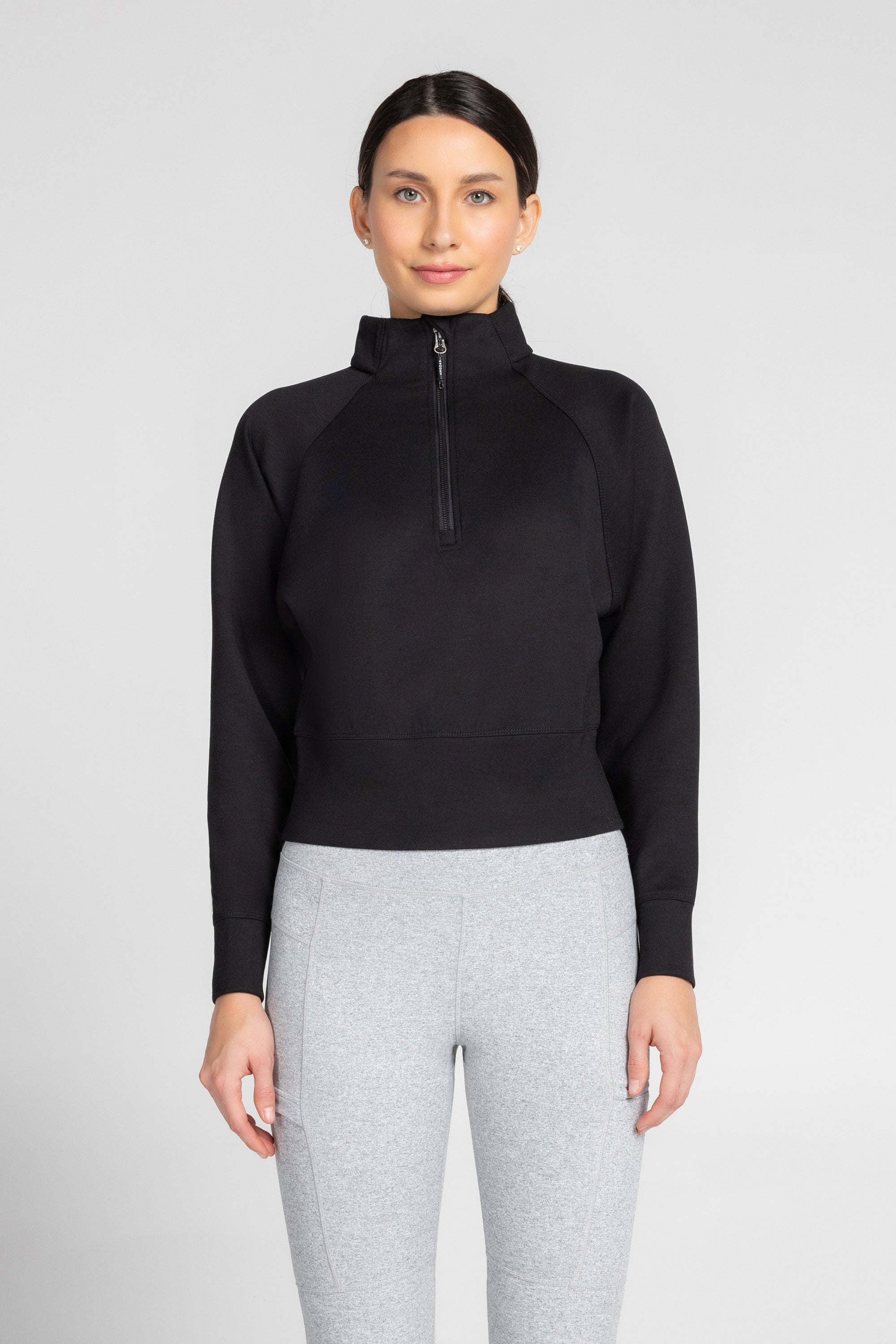 KYODAN | Stretch Knit Mock Neck Half-Zip Long Sleeve Top