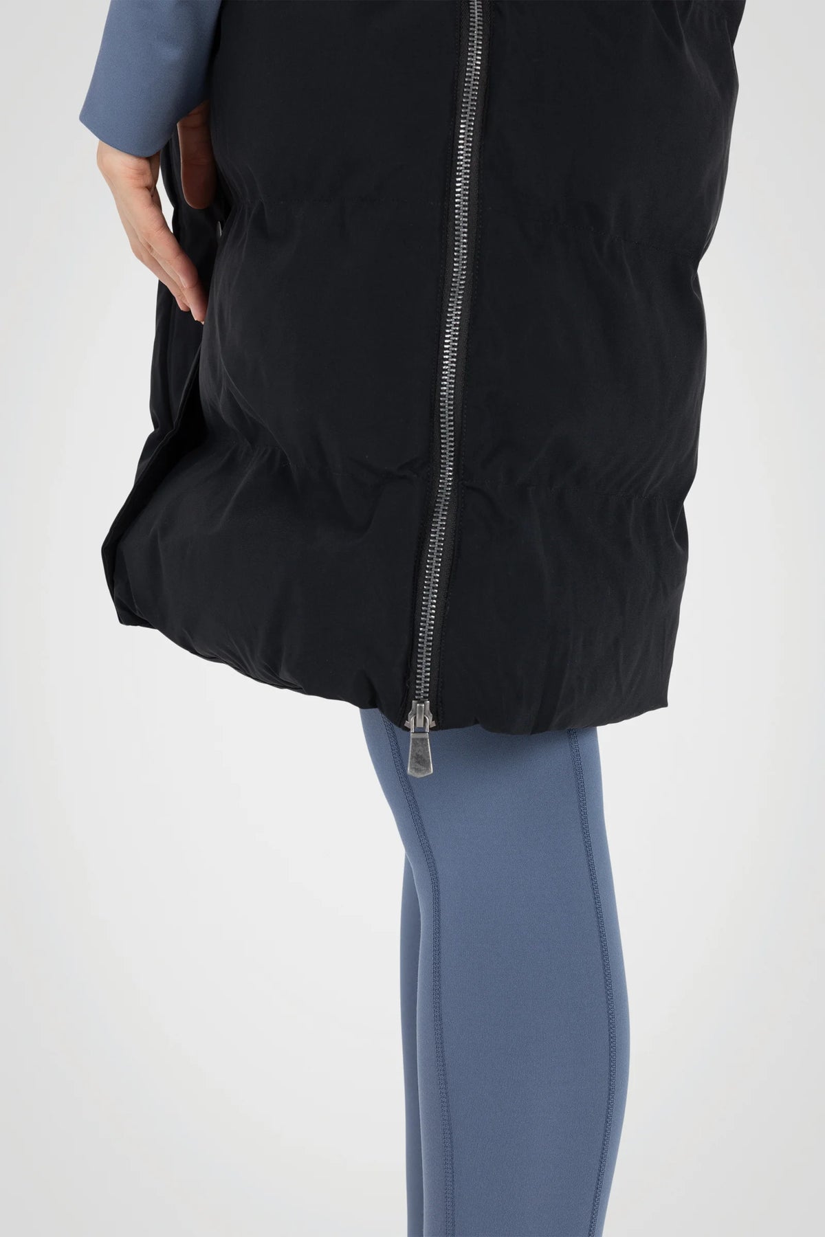 Explorer Long Puffer Vest