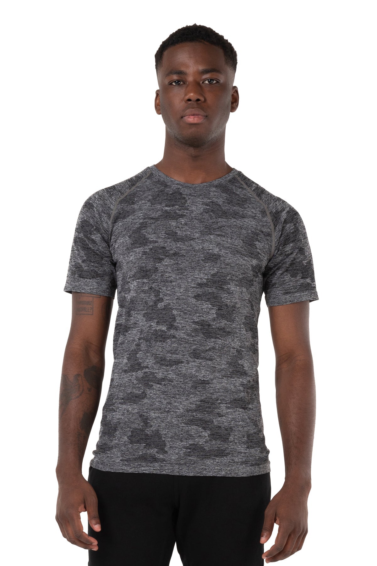 T-shirt camouflage sans coutures