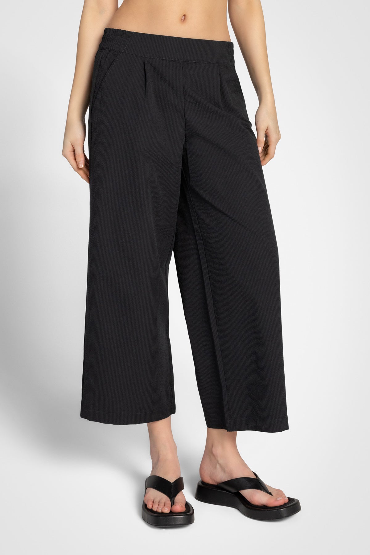 Seersucker Wide Crop Pant