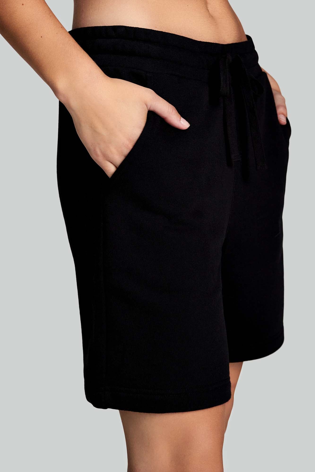 Short boyfriend confortable et luxueux