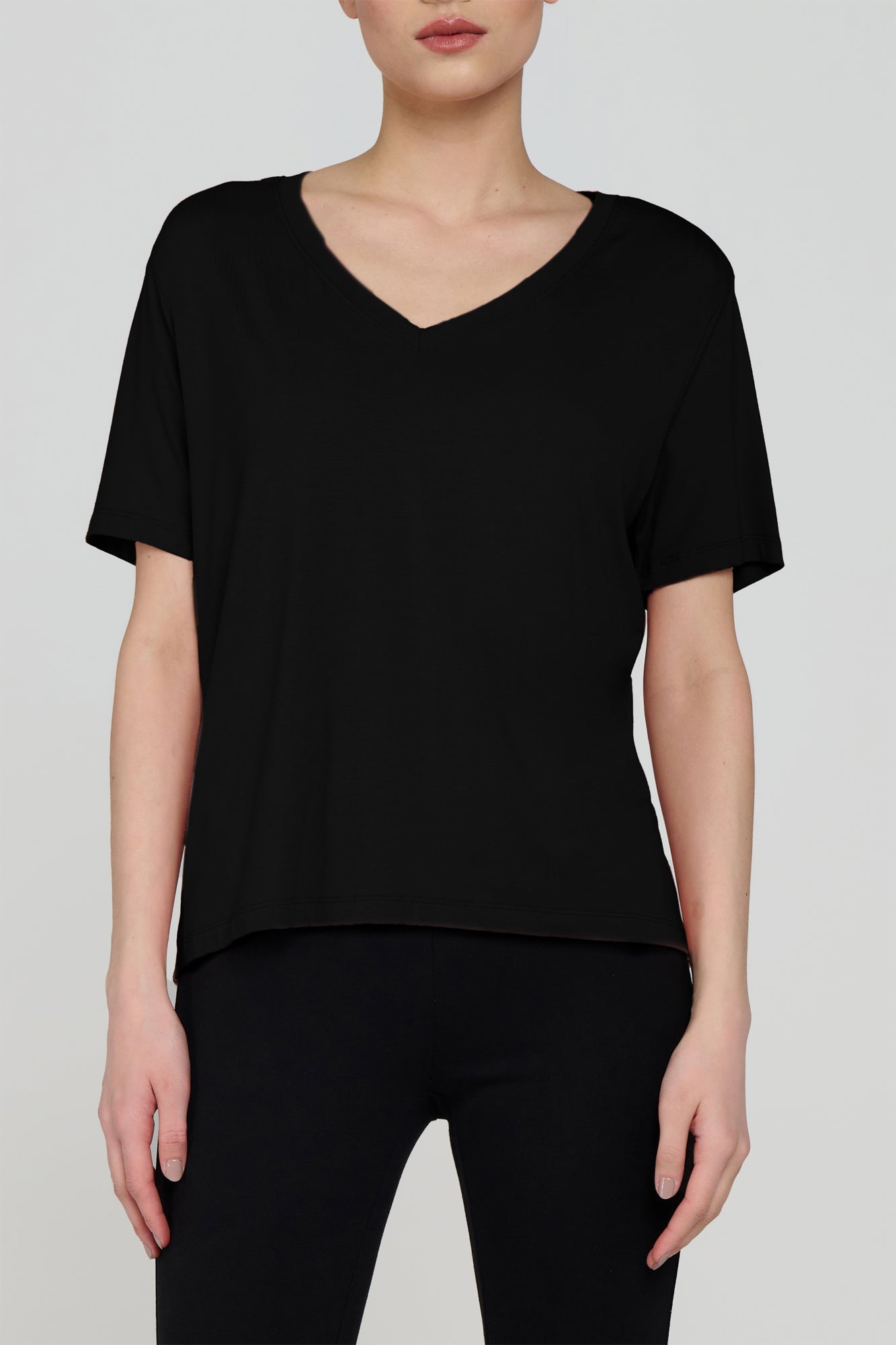 T-shirt à col en V Bliss
